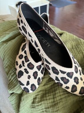 Sole Society Beige Leopard Print Ballet Flats